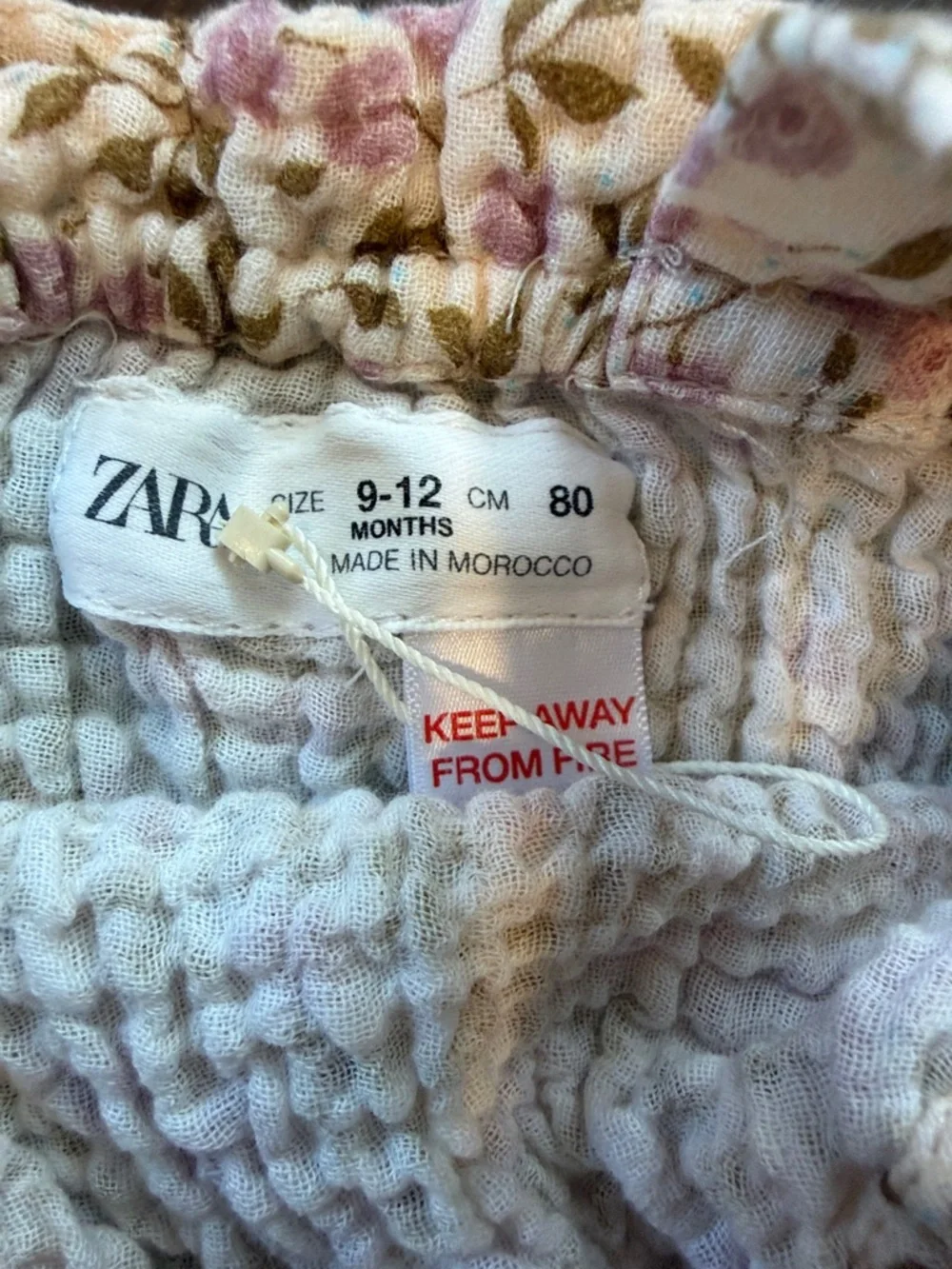 Zara/Little Co Baby Girl Bundle Size 9 Months - C39-059 - Picture 8 of 9